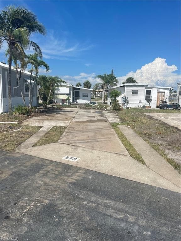 19681 Summerlin RD 576 FORT MYERS, FL 33908
