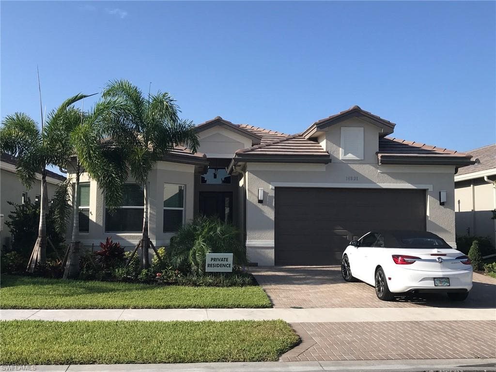 16821 Vistamonte CT BONITA SPRINGS, FL 34135