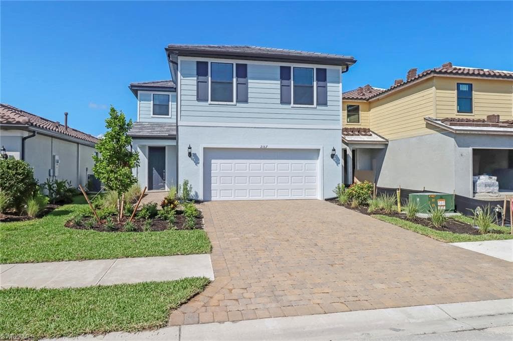 2167 Yellowfin CIR NAPLES, FL 34114