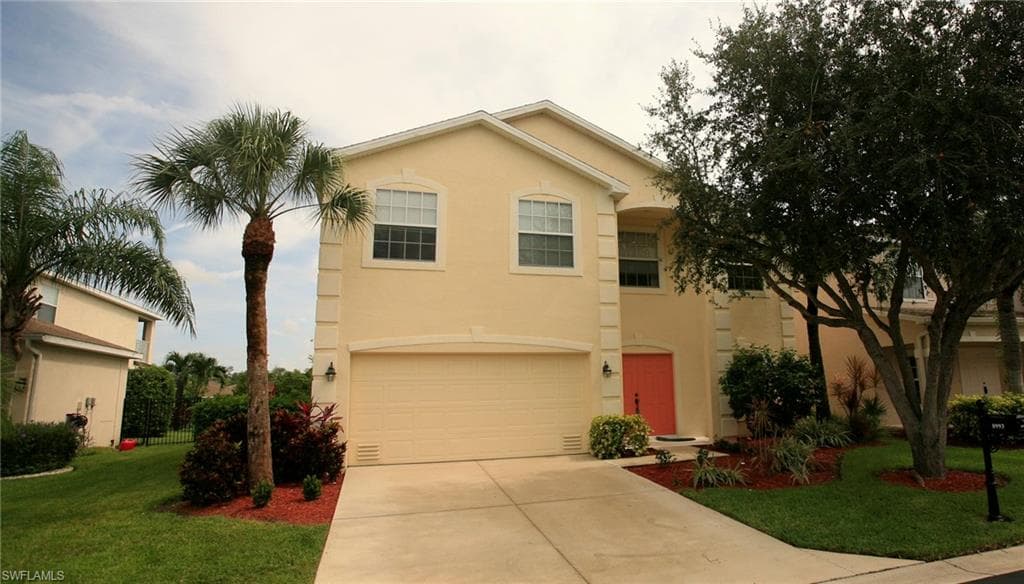 8993 Falcon Pointe LOOP FORT MYERS, FL 33912