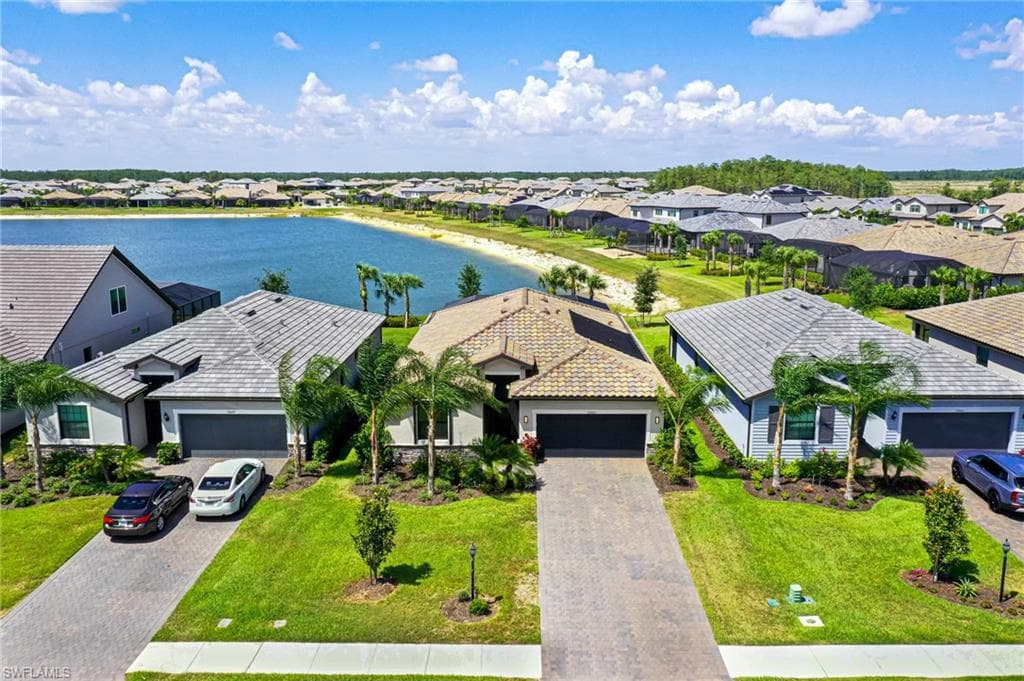 19695 Deming LN ESTERO, FL 33928