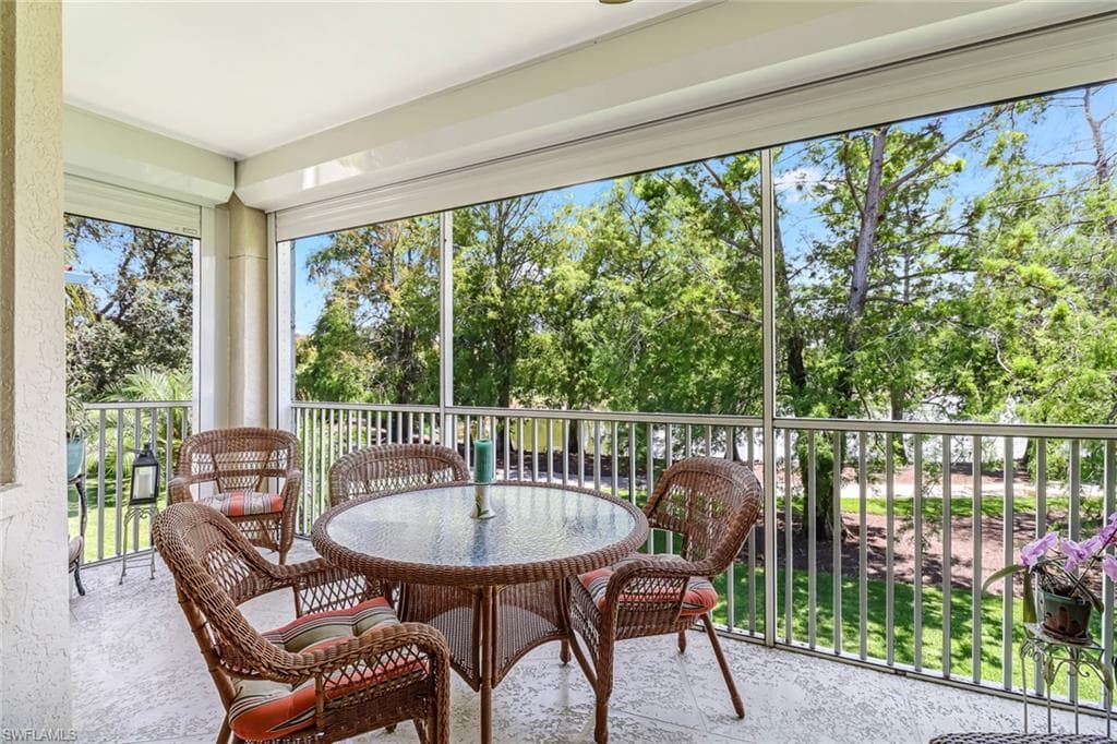 660 Lalique CIR 205 NAPLES, FL 34119