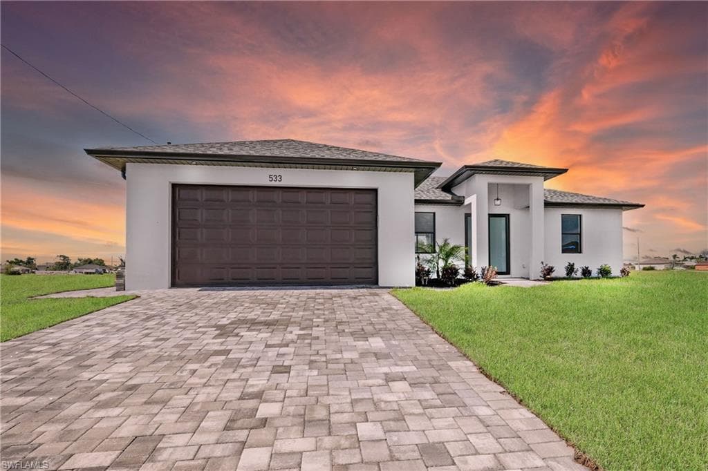 533 NE 15th TER CAPE CORAL, FL 33909