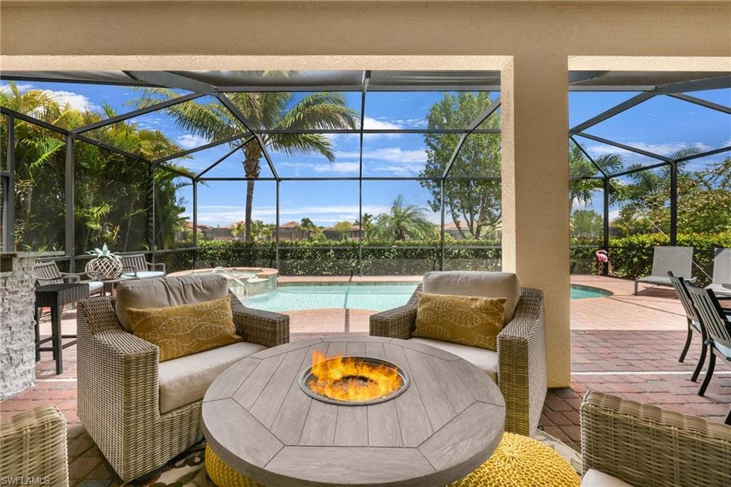28691 Derry CT BONITA SPRINGS, FL 34135