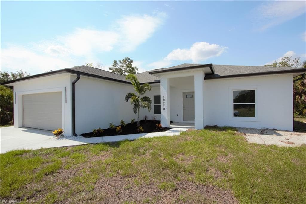 19218 Brandon AVE PORT CHARLOTTE, FL 33954