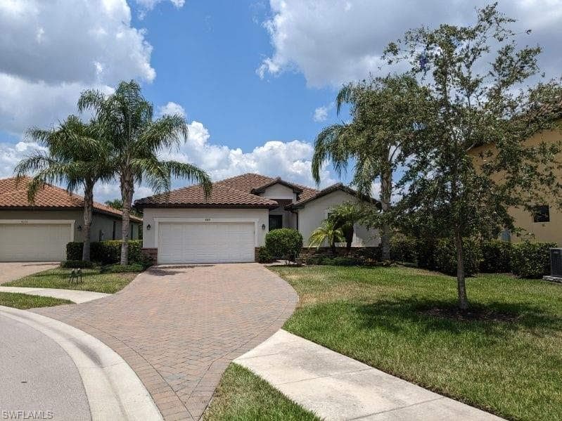 4389 Madagascar Palm WAY NAPLES, FL 34119
