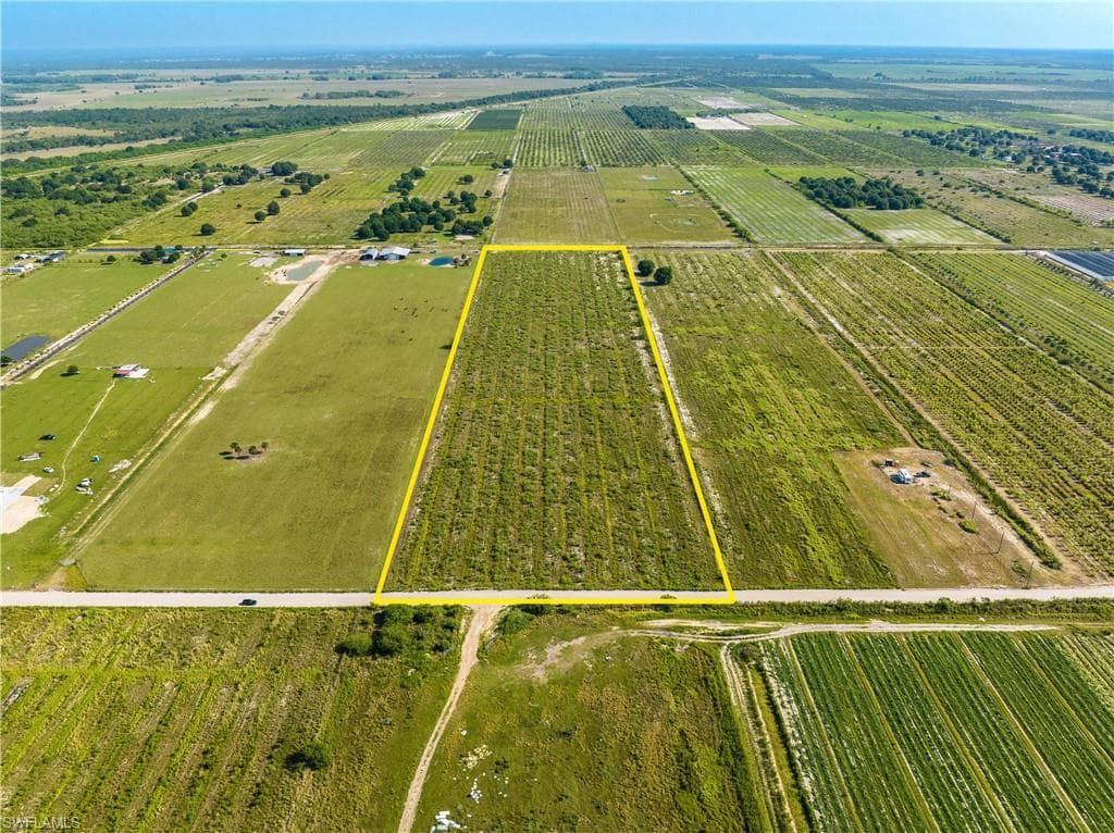 3rd RD LABELLE, FL 33935