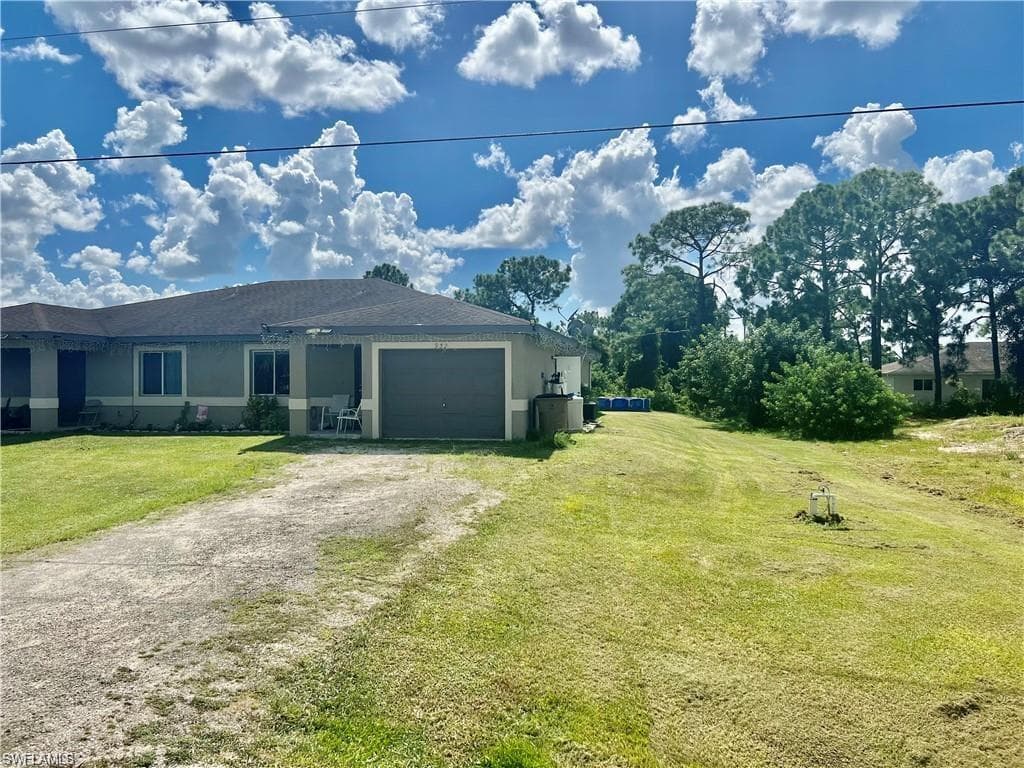 932-934 Eisenhower BLVD LEHIGH ACRES, FL 33974