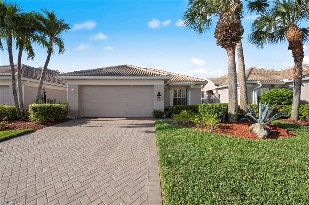 10032 Horse Creek RD FORT MYERS, FL 33913