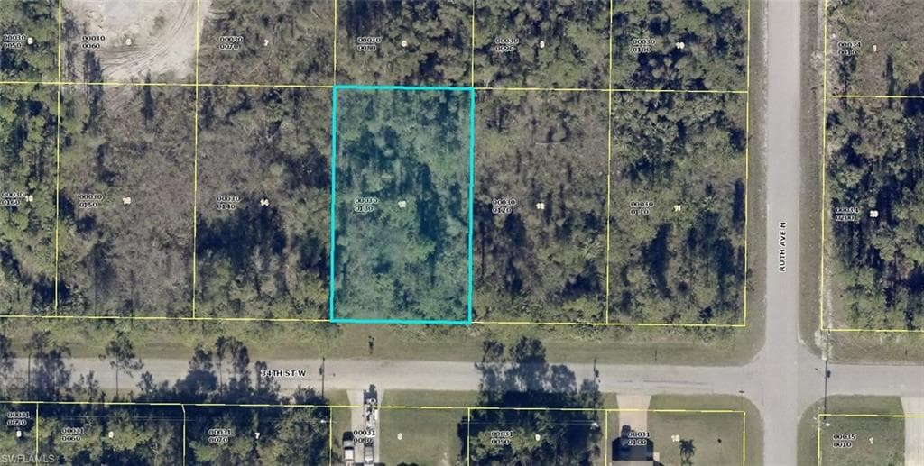 3304 34th ST W LEHIGH ACRES, FL 33971