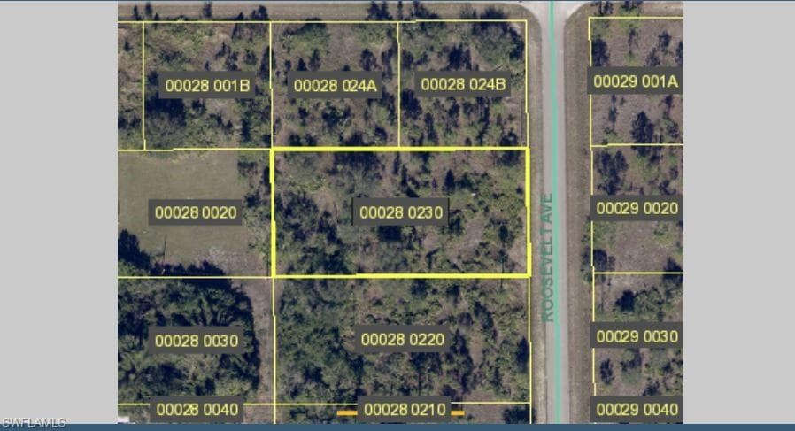 1021 Roosevelt AVE LEHIGH ACRES, FL 33936
