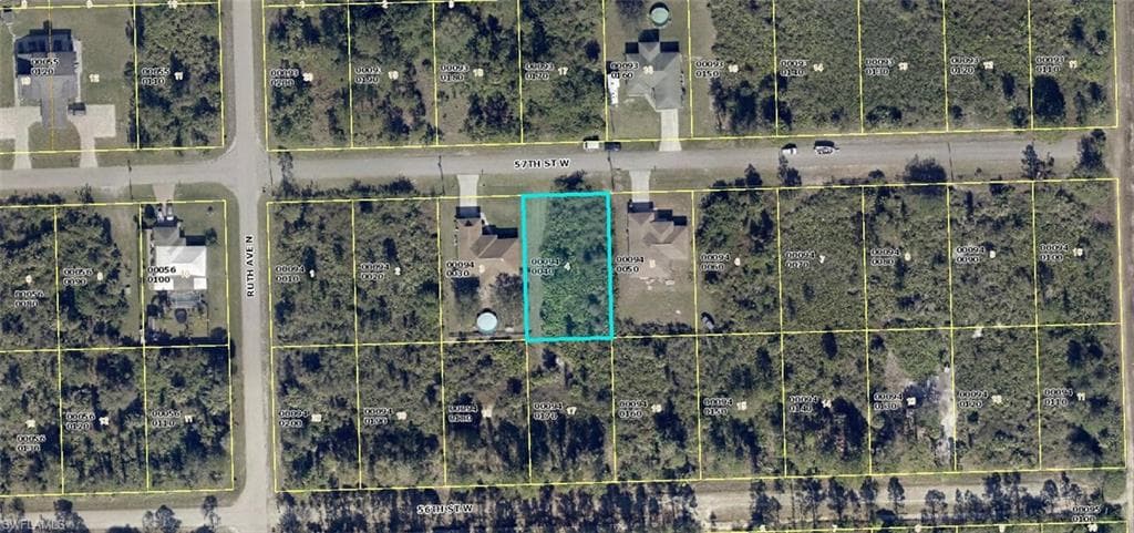 3227 57th ST W LEHIGH ACRES, FL 33971