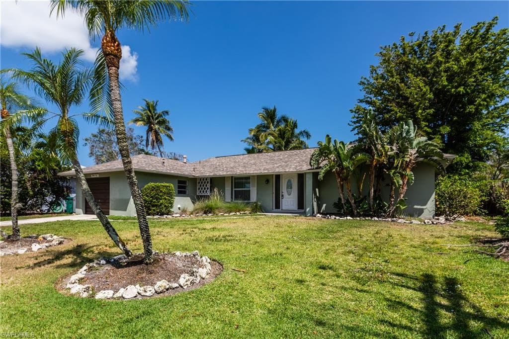 1260 Skylark AVE MARCO ISLAND, FL 34145