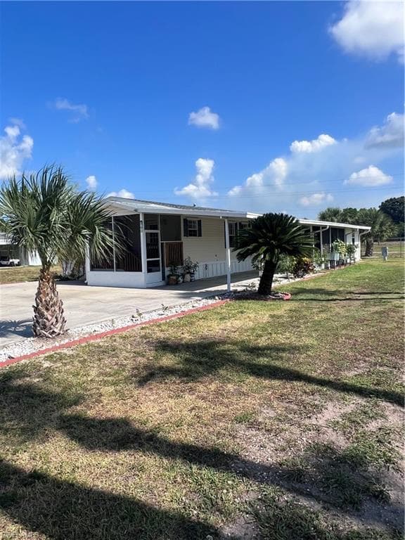 809 Yacht Club WAY NW MOORE HAVEN, FL 33471