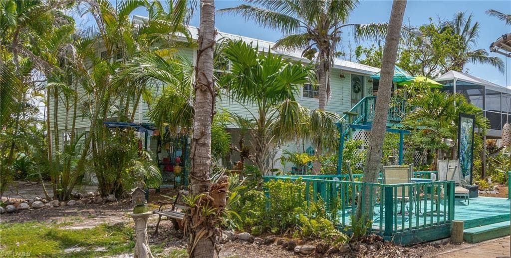 2702 Sanibel BLVD ST. JAMES CITY, FL 33956