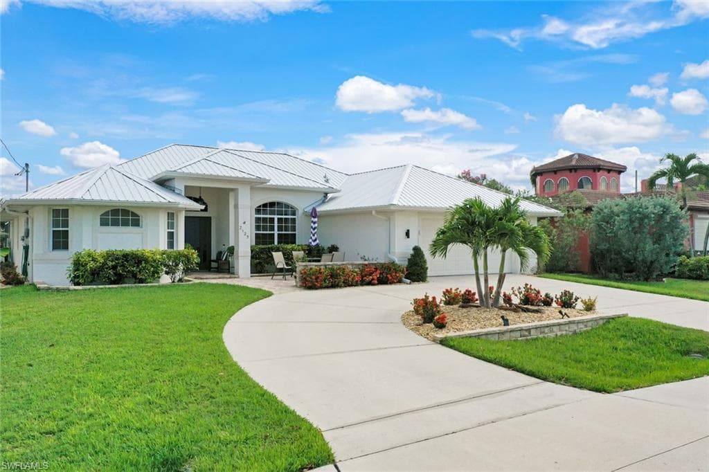 2125 Cape Coral PKWY W CAPE CORAL, FL 33914