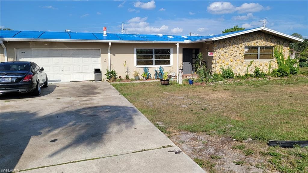 2031 Maravilla CIR FORT MYERS, FL 33901