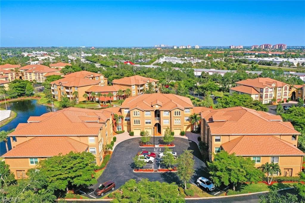 15585 Ocean Walk CIR 111 FORT MYERS, FL 33908