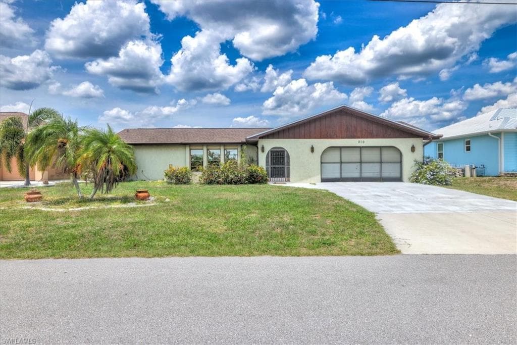 210 Waterway DR NW PORT CHARLOTTE, FL 33952