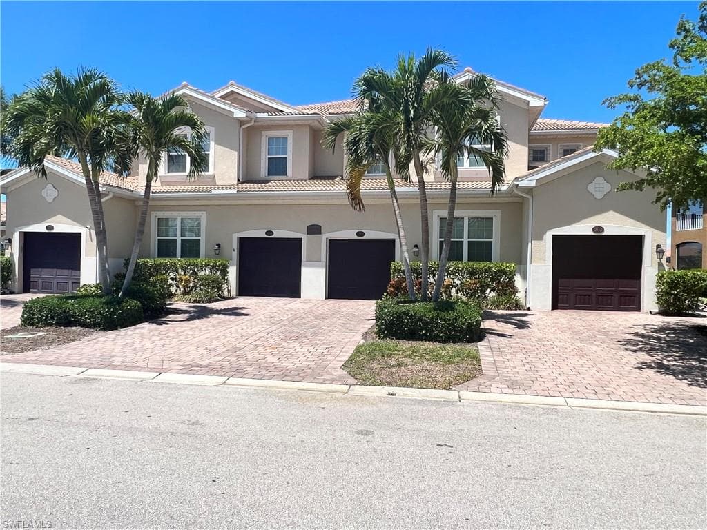 18221 Creekside Preserve LOOP 101 FORT MYERS, FL 33908