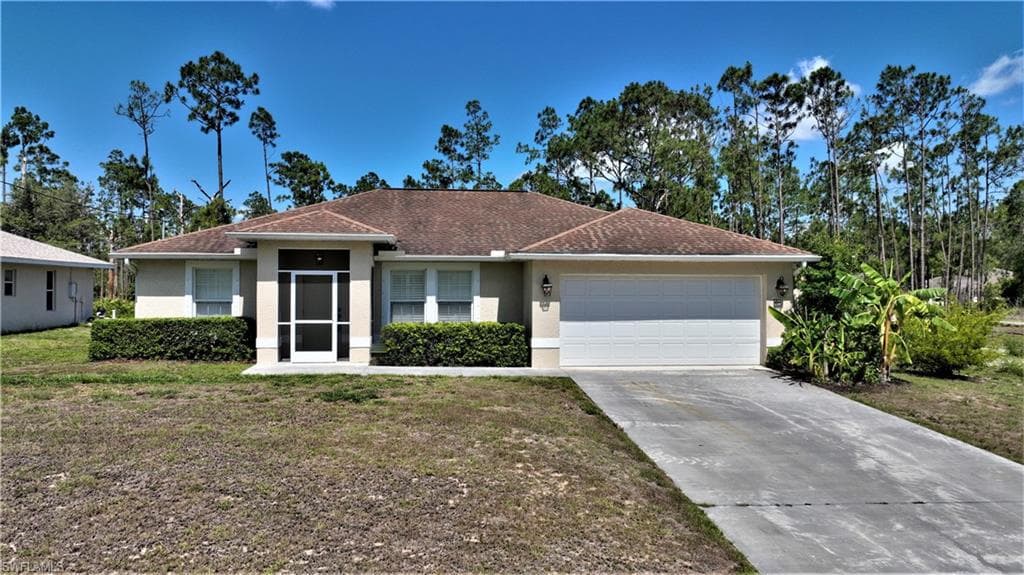 720 Pinecastle DR LEHIGH ACRES, FL 33974