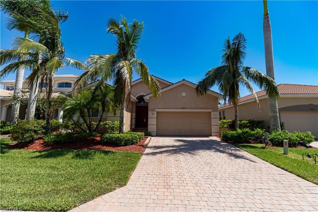 8610 Sumner AVE FORT MYERS, FL 33908