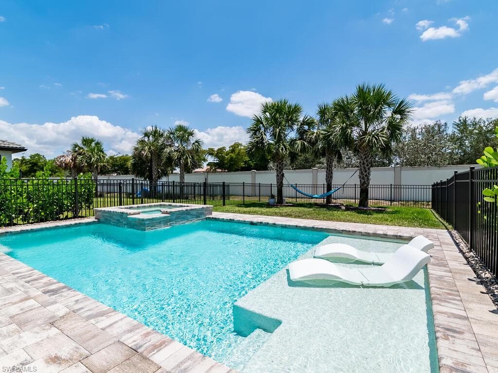 9051 Bramley TER FORT MYERS, FL 33967