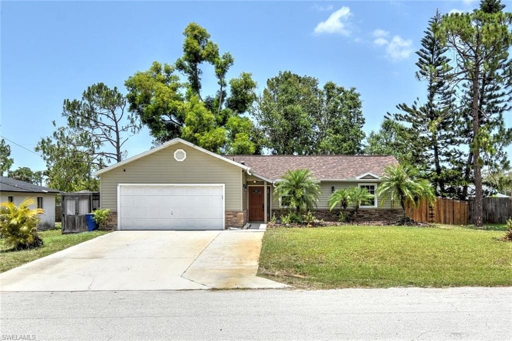 18426 Hepatica RD FORT MYERS, FL 33967