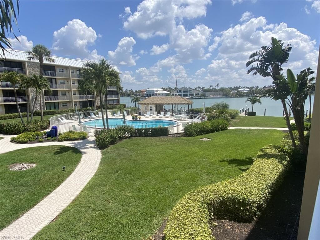 3000 Gulf Shore BLVD N 213 NAPLES, FL 34103