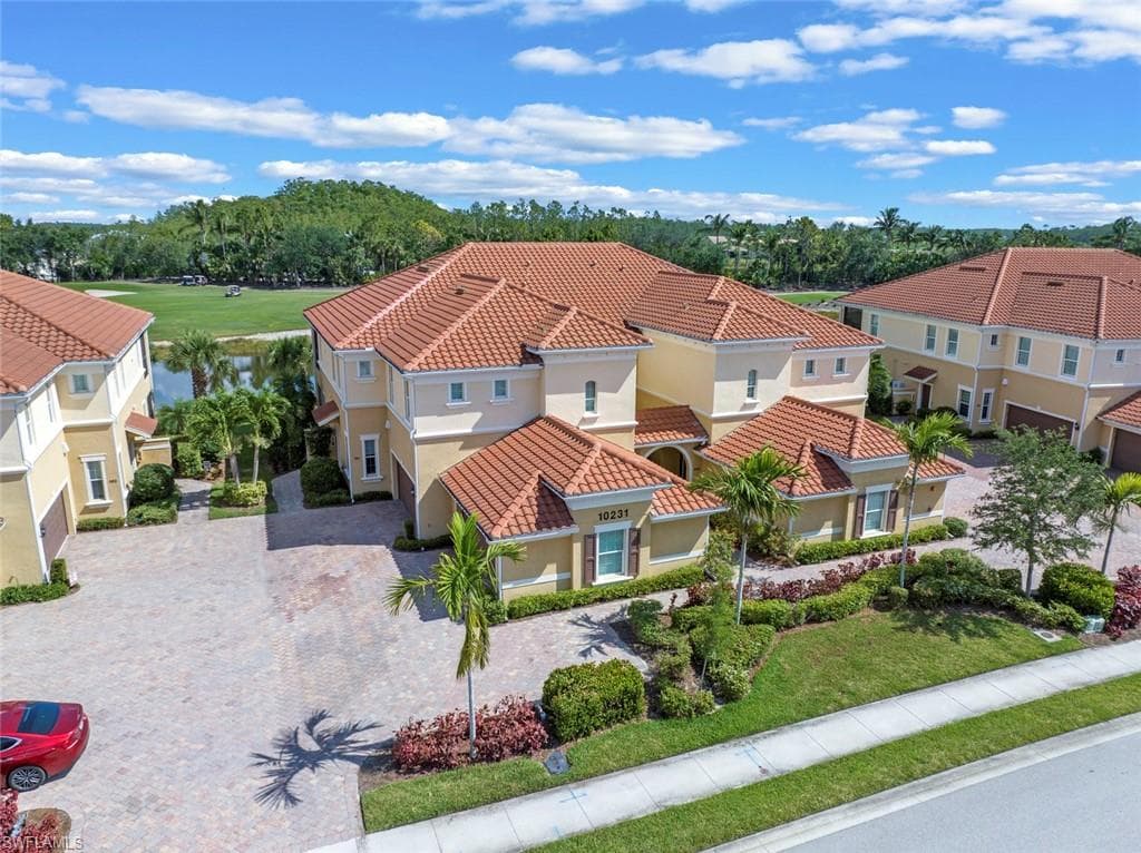 10231 Glastonbury CIR 101 FORT MYERS, FL 33913