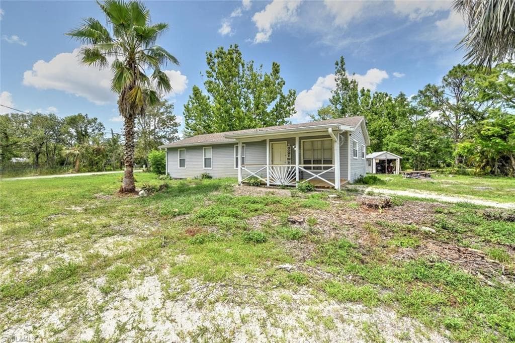 5275 Swaying Palm DR PUNTA GORDA, FL 33982