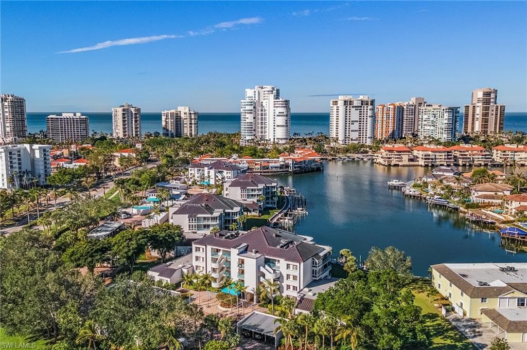 355 Park Shore DR 1-123 NAPLES, FL 34103