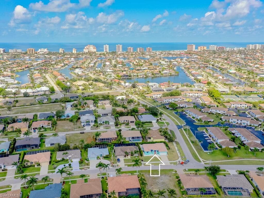 120 Balfour DR MARCO ISLAND, FL 34145