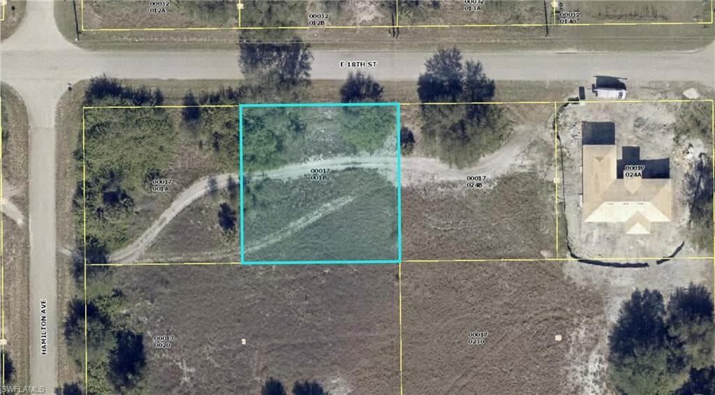 3002 E 18th ST LEHIGH ACRES, FL 33972