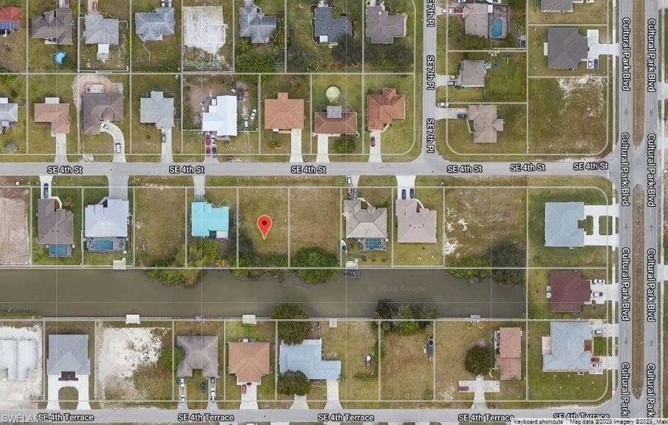 622 SE 4th ST CAPE CORAL, FL 33990