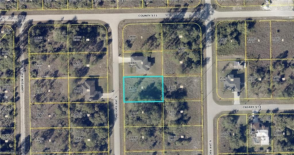 421 Majors AVE S LEHIGH ACRES, FL 33974