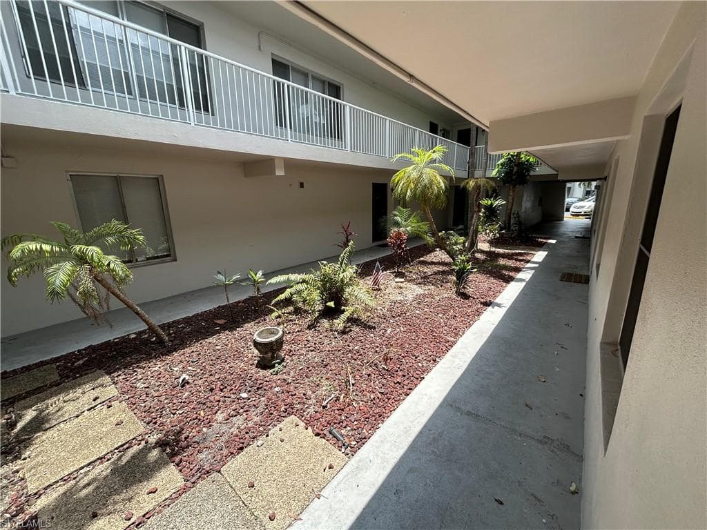 1830 Maravilla AVE 702 FORT MYERS, FL 33901