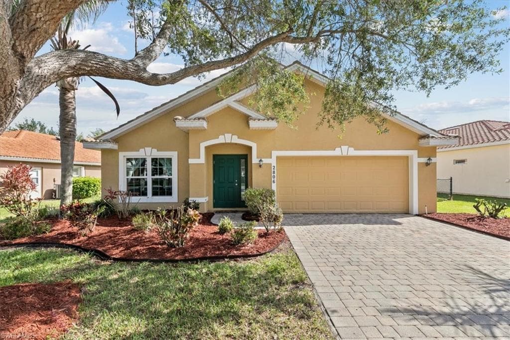 2806 Orange Grove TRL NAPLES, FL 34120