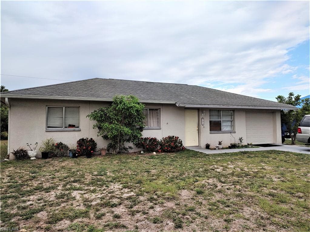 505 Jefferson DR LEHIGH ACRES, FL 33936
