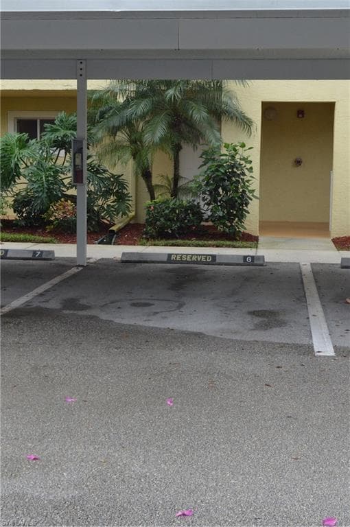 8214 Key Royal CIR 125 NAPLES, FL 34119
