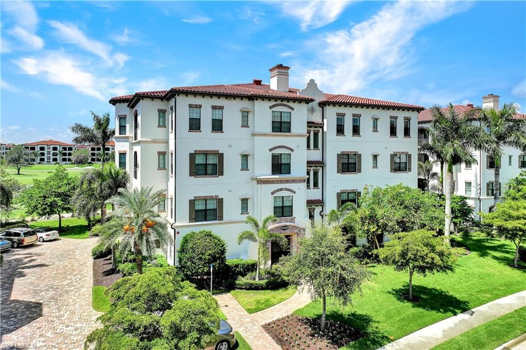 16426 Carrara WAY 3-301 NAPLES, FL 34110