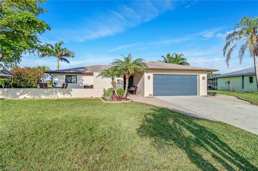 4576 Eagle Key CIR NAPLES, FL 34112