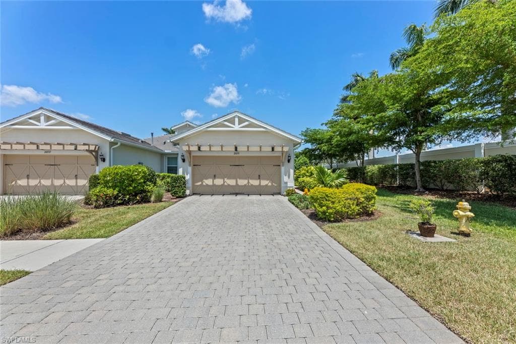 20191 Torch Key WAY ESTERO, FL 33928