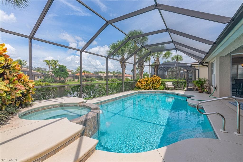 8934 Crown Colony BLVD FORT MYERS, FL 33908