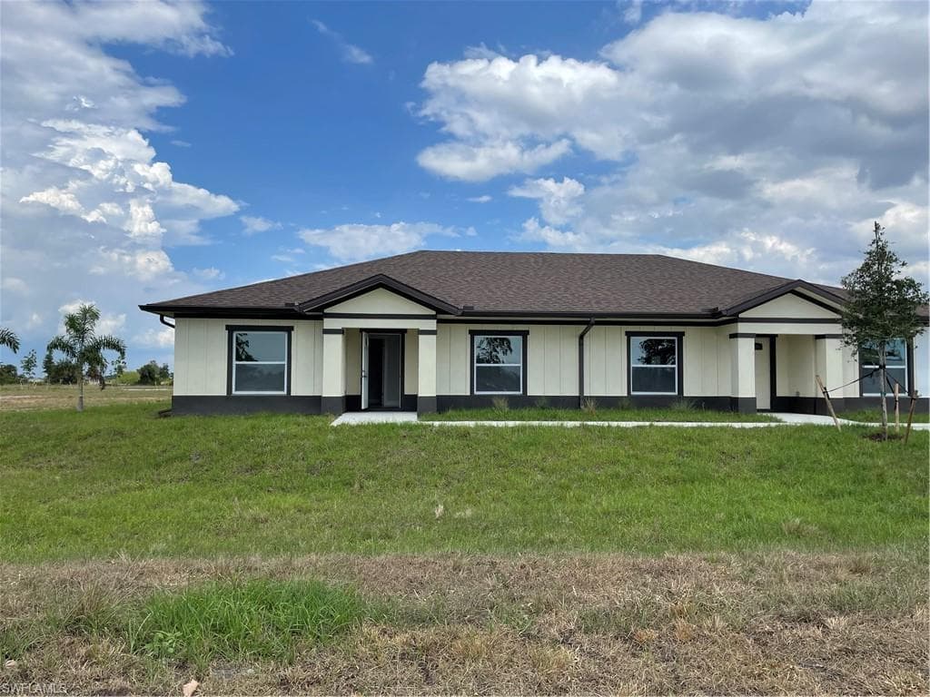 807 SW Raintree BLVD LABELLE, FL 33935