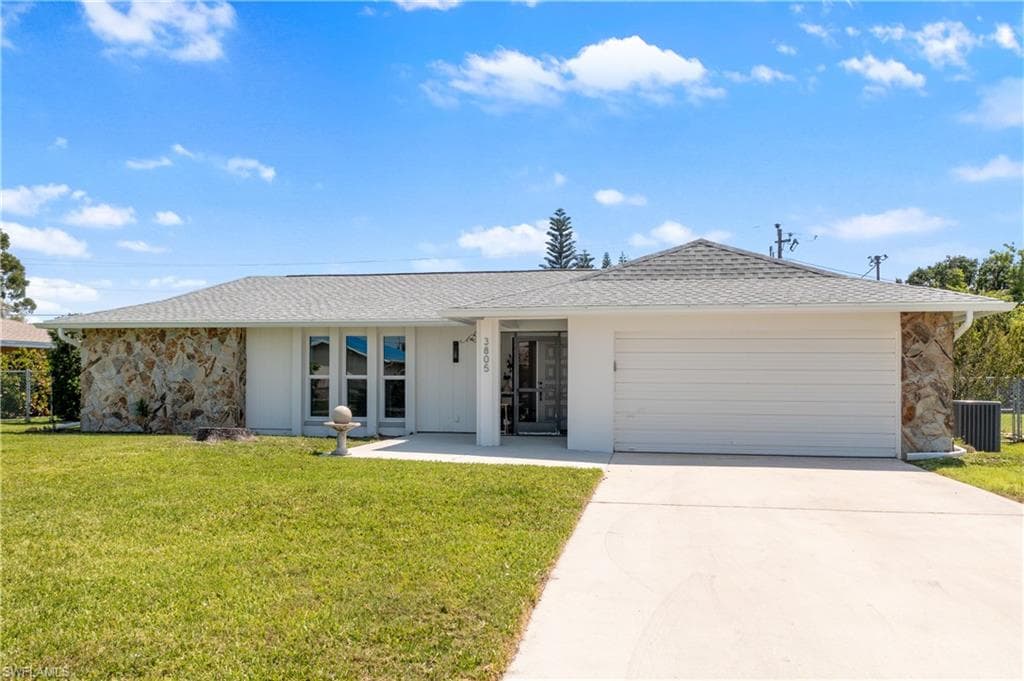 3805 SE 2nd AVE CAPE CORAL, FL 33904