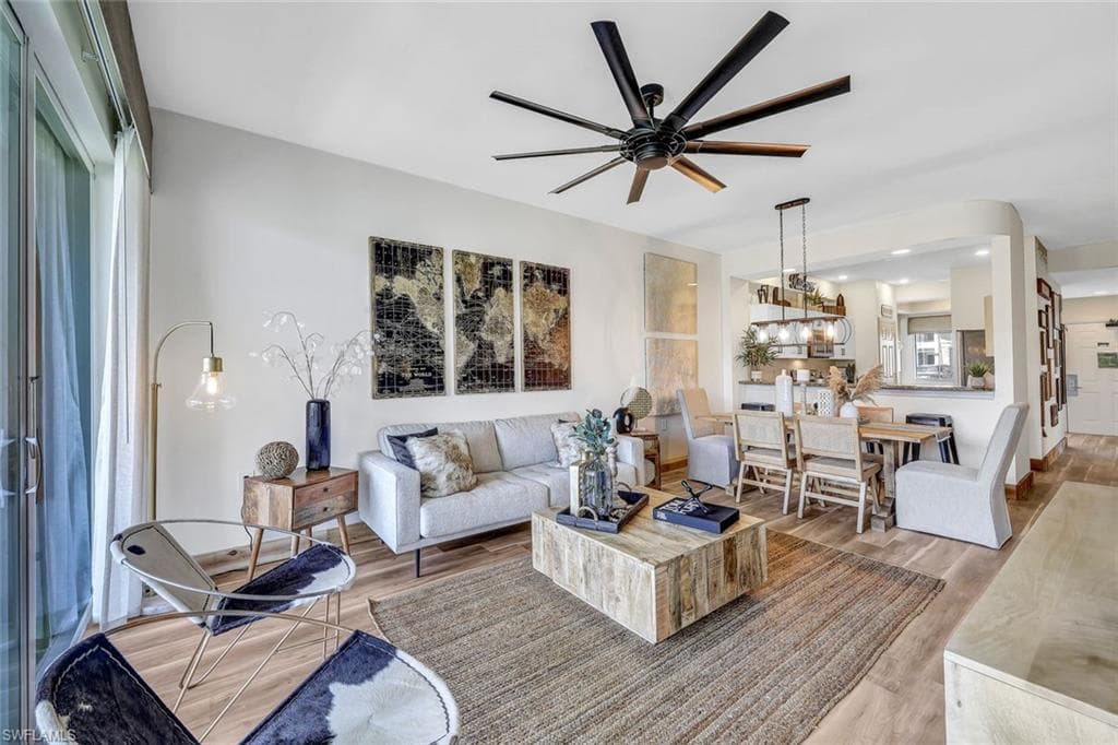 7910 Mahogany Run LN 1214 NAPLES, FL 34113