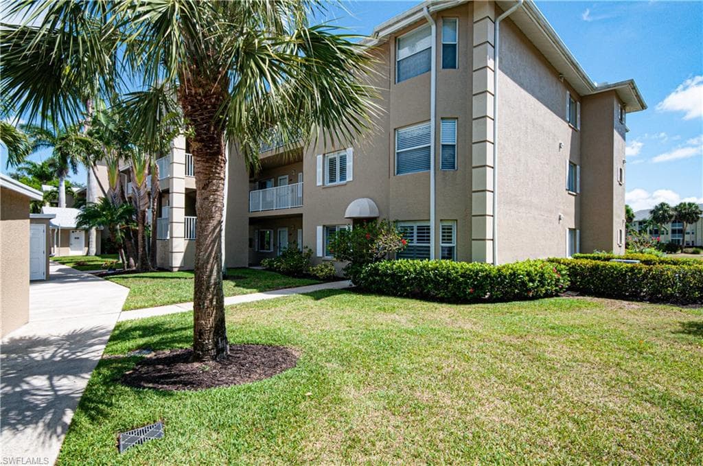 20131 Ian CT 110 ESTERO, FL 33928