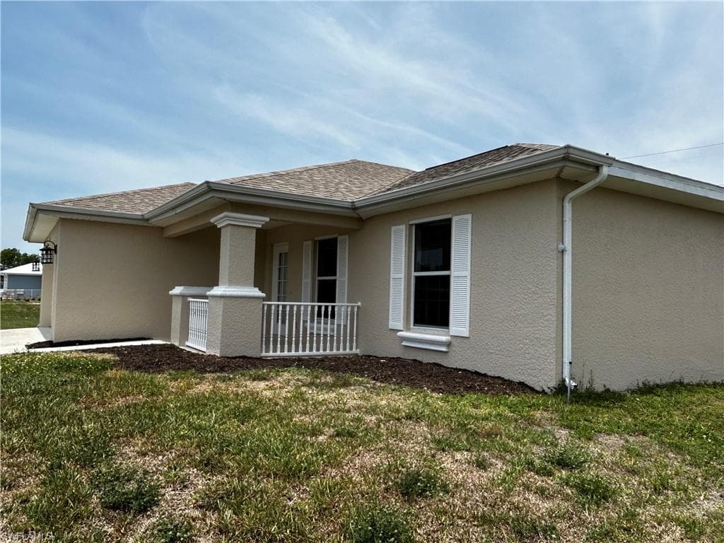 325 NE 27th ST CAPE CORAL, FL 33909