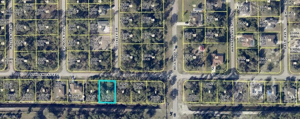 748 Ashland ST E LEHIGH ACRES, FL 33974